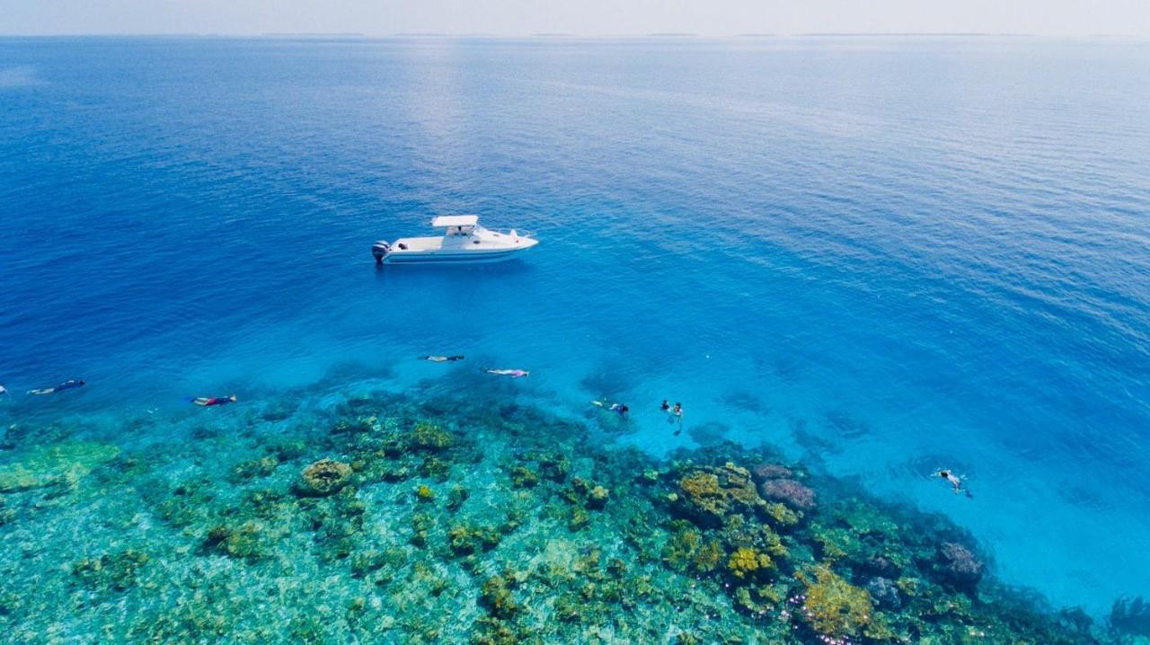 Reveries Maldives Gan (Laamu Atoll) Exterior foto
