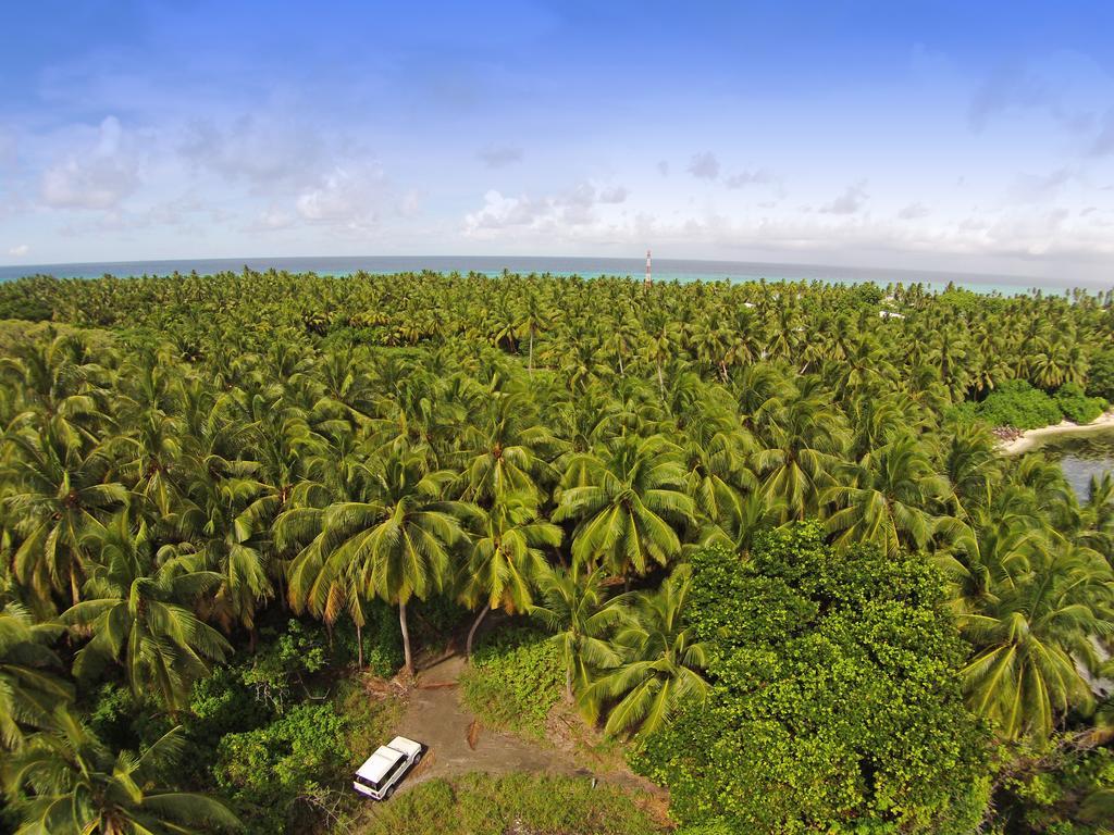 Reveries Maldives Gan (Laamu Atoll) Exterior foto