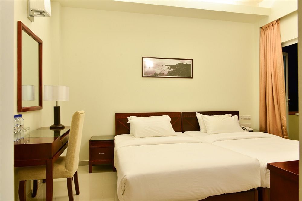 Reveries Maldives Gan (Laamu Atoll) Exterior foto